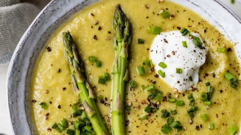 The Case for Letting Asparagus Be the Star of Dinner