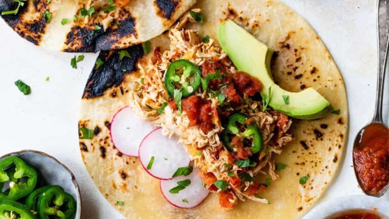 10 Ways to Turn a Rotisserie Chicken Into Dinner Tonight