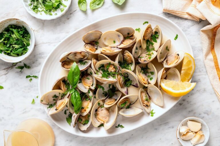 Steamed Clams | Skinnytaste